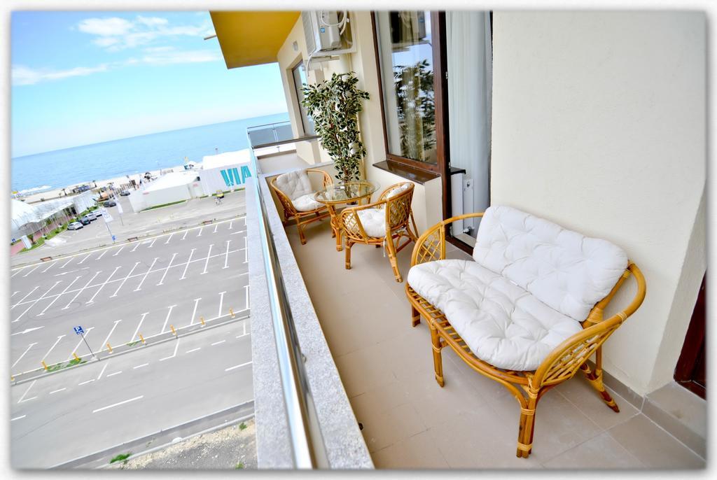 Summerland Luxury Studios By The Sea Mamaia Phòng bức ảnh